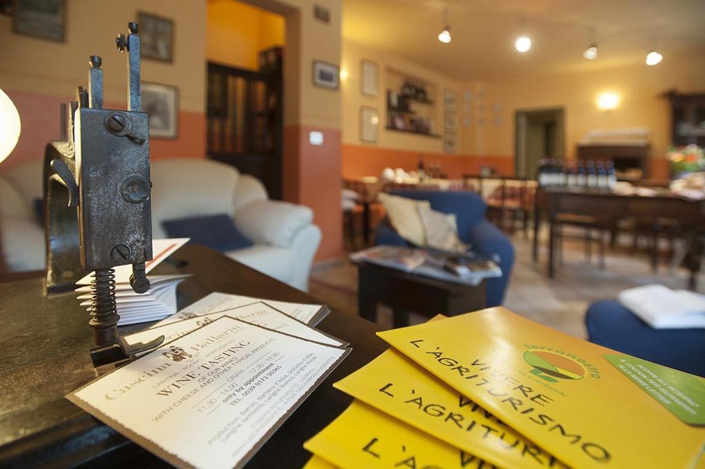 Cascina Ballarin Villa La Morra Kültér fotó